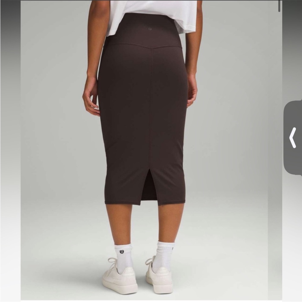 NWT Lululemon Nulu Slim-Fit HR Skirt | Espresso Brown | Size: 8